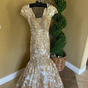 Stunning gold evening dress